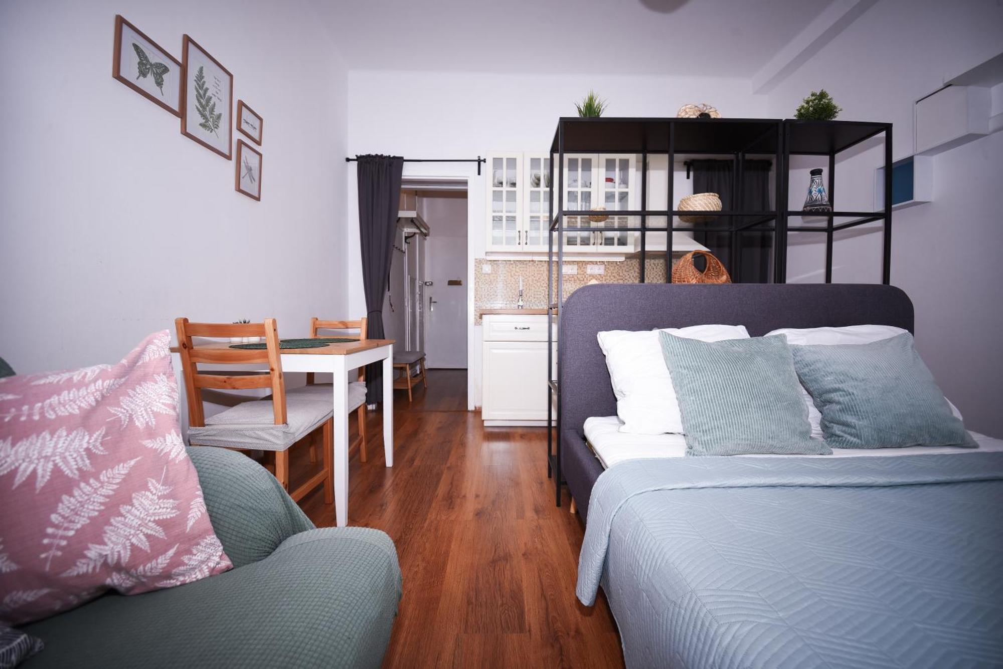 Central Urban Studio - Style Meets Comfort Pressburg Exterior foto