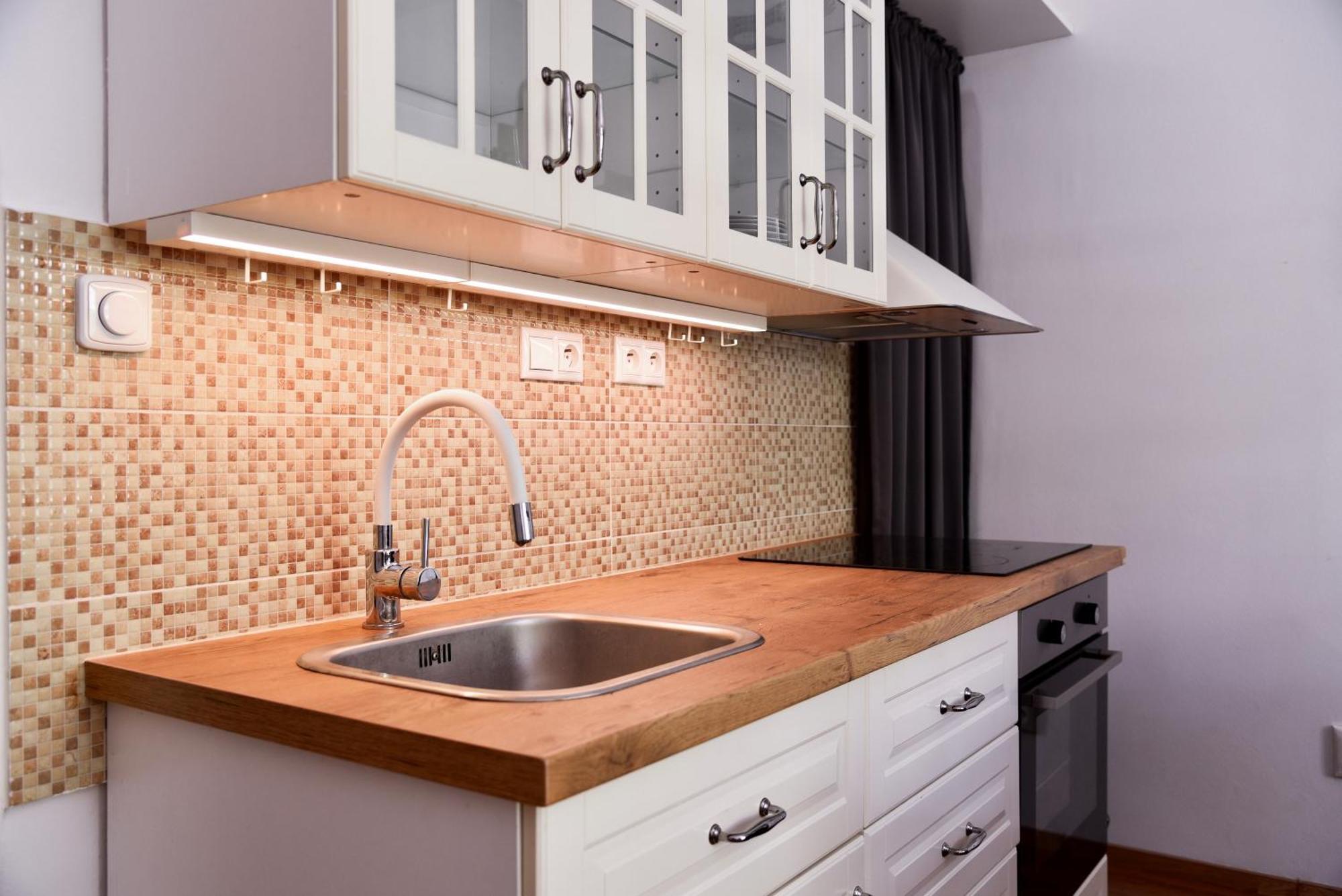 Central Urban Studio - Style Meets Comfort Pressburg Exterior foto